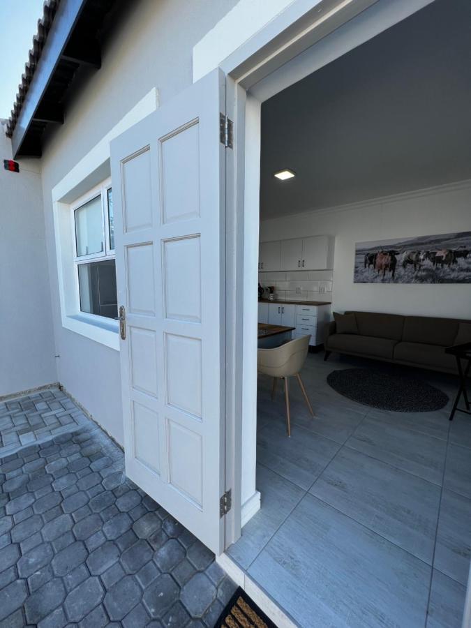 Ferienwohnung On The Main Walvis Bay Exterior foto